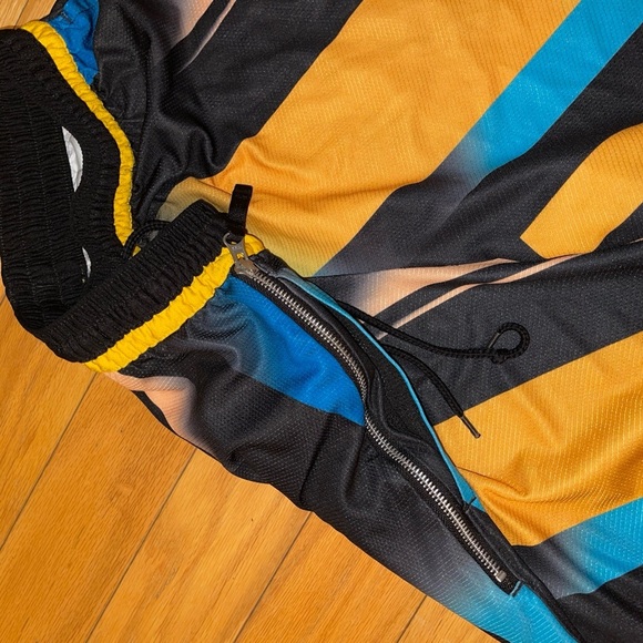 Nike Black and Gray Dri-FIT Shorts - Picture 2 of 3